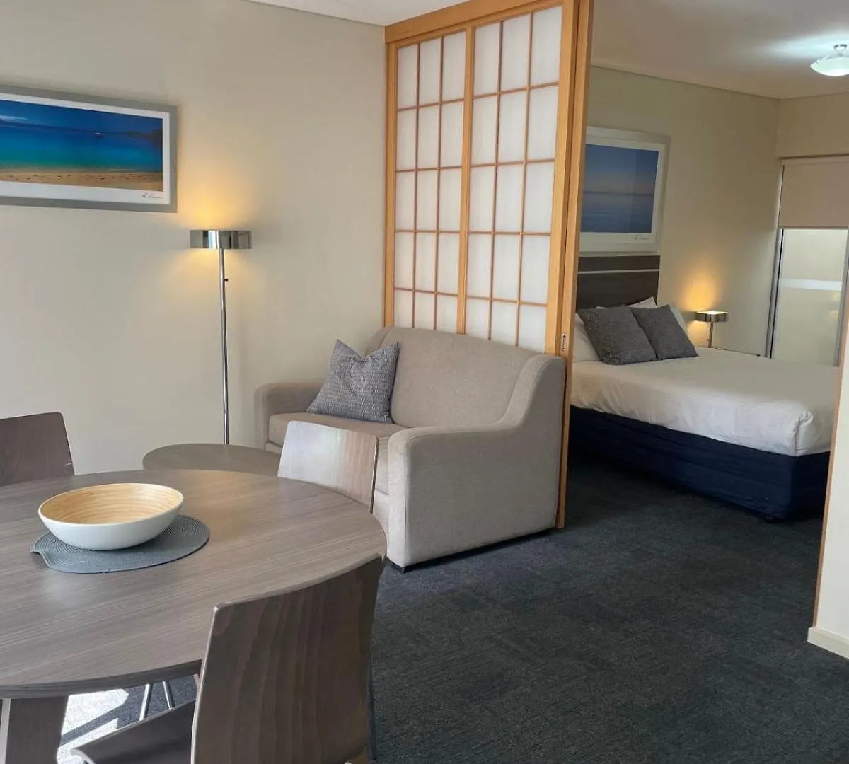 Hume Serviced Apartments Adelaide Aparthotel